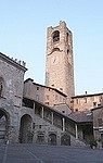 Bergamo Città alta: Piazza Vecchia et Palais de la Ragione